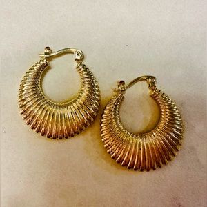 Uncommon James earrings